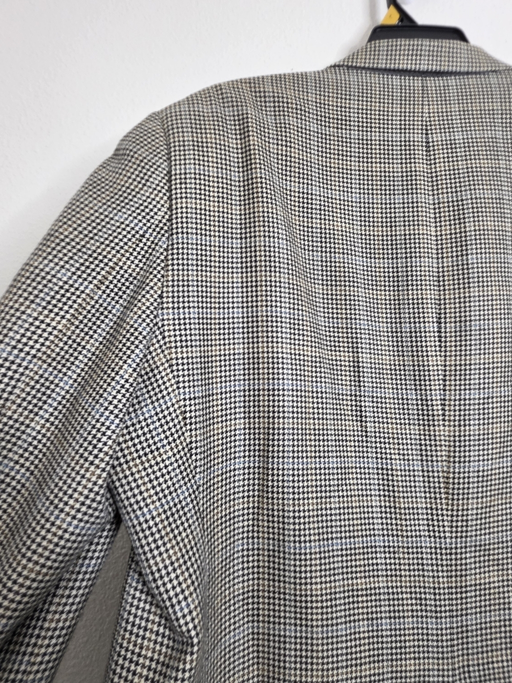 Chaps Men's 46R Silk Blazer Sport Coat Houndstooth Plaid Beige Blue Two Button - Picture 14 of 16